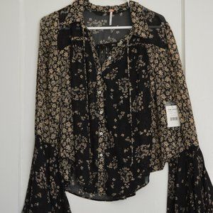 FREE PEOPLE BUTTON UP BELL SLEEVE BLOUSE MEDIUM